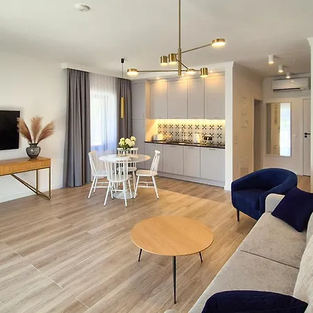 Dudek - Stylowe Apartamenty, 5 Minut Pieszo Do Morza! Апартаменты Ровы